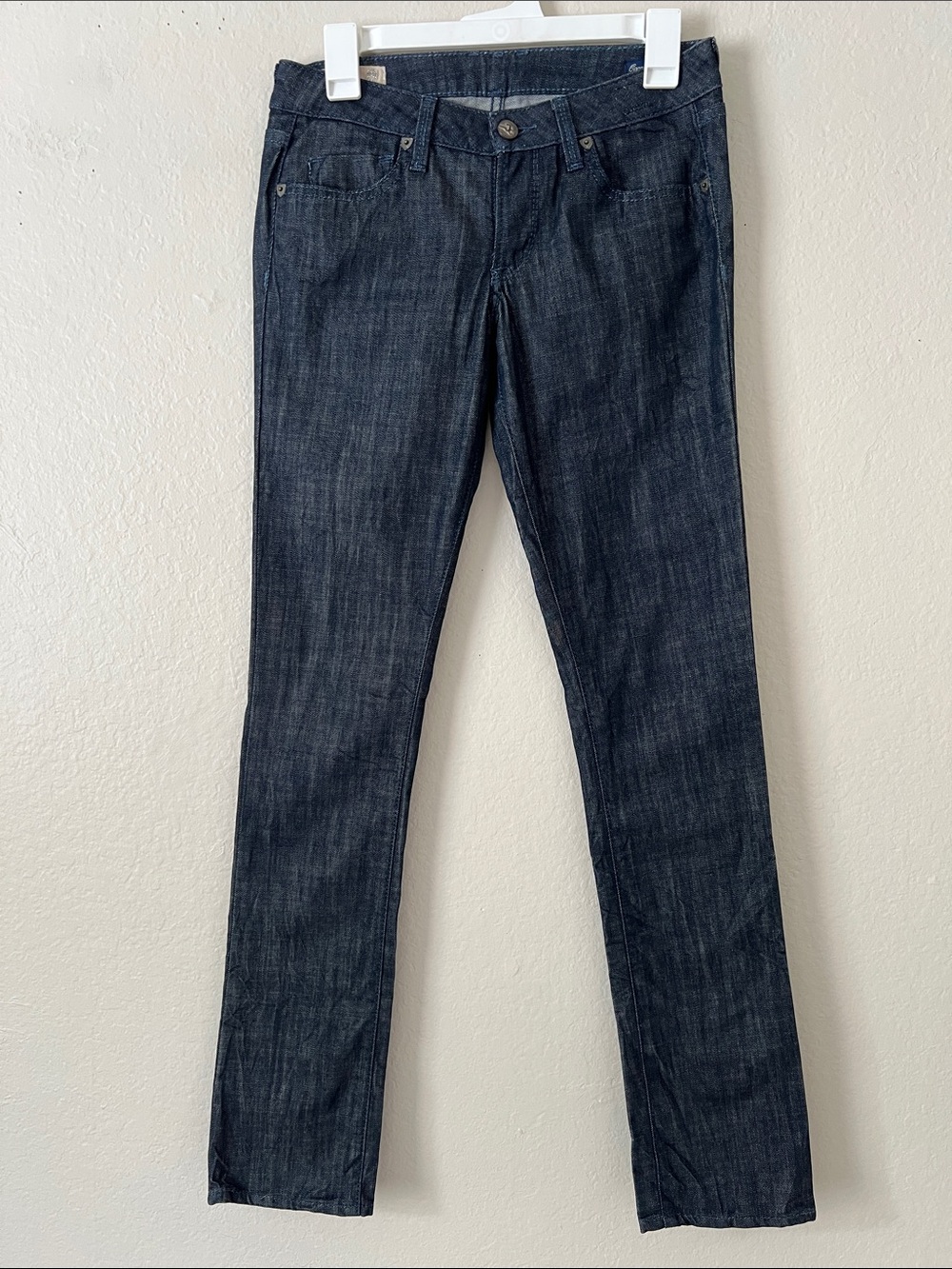 Like New! J&Company Jeweled Pocket Slim Skinny Jeans Low Rise Dark Wash 26